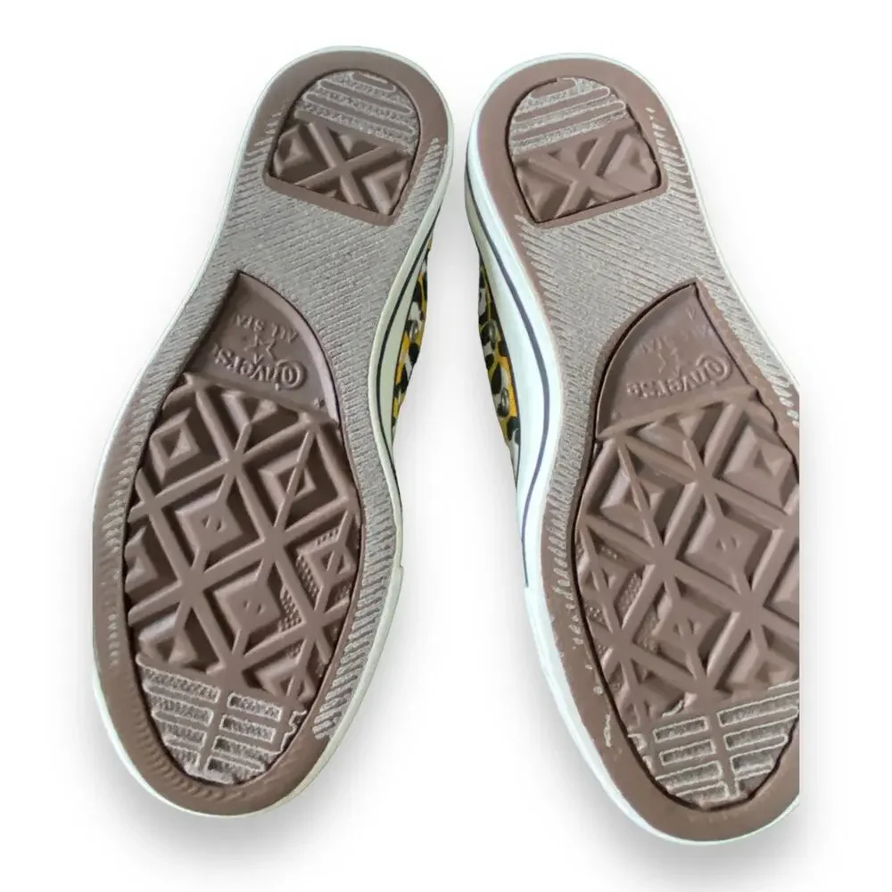 Converse Chuck Taylor high top cheetah Sneaker Wm Size 6 - Picture 4 of 9